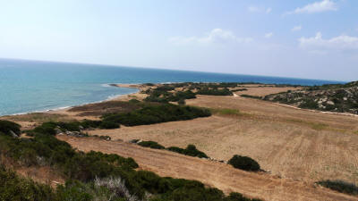 Commanding views over the sea and river estuary